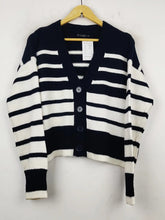 Buy online pre-used pre-loved 100% authentic & Original branded Dunnes Stores (LS-8085) available in Pakistan. Top international brands avilable.